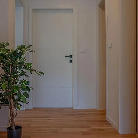 Stylish 10min To The Appartamento Pola