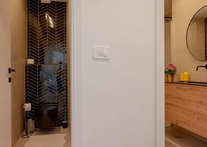 Apartment Stylish 10min To The